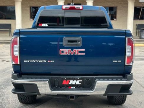 Used 2019 GMC Canyon SLE w/ SLE Convenience Package image 5