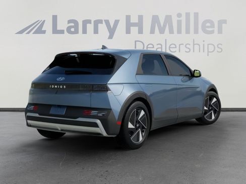 New 2026 Hyundai Ioniq 5 SE RWD image 4