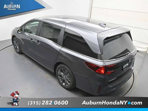 New 2026 Honda Odyssey Touring image 29