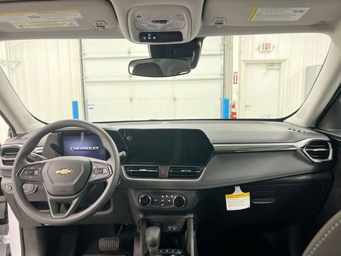 Used 2026 Chevrolet TrailBlazer LS w/ LS Convenience Package AWD/4WD image 10