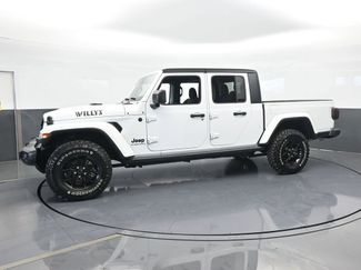 Used 2024 Jeep Gladiator Sport video 2