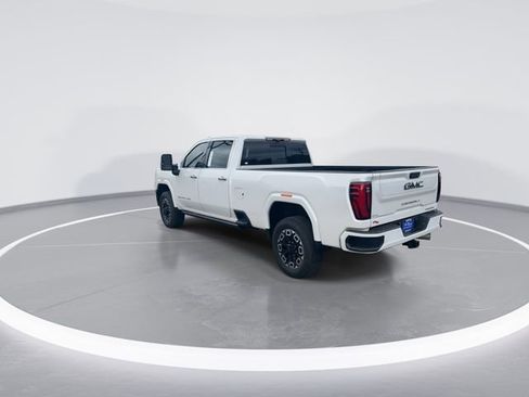 Used 2024 GMC Sierra 3500 Denali Ultimate AWD/4WD image 5
