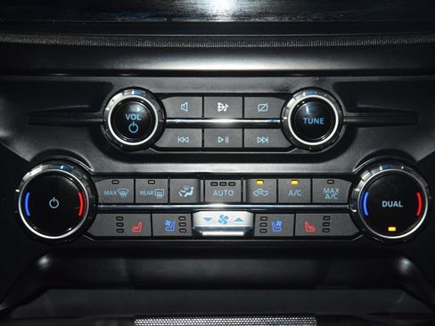 Used 2023 Ford F150 Platinum w/ Equipment Group 701A High AWD/4WD image 35