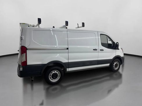 Used 2023 Ford Transit 250 Low Roof RWD image 11