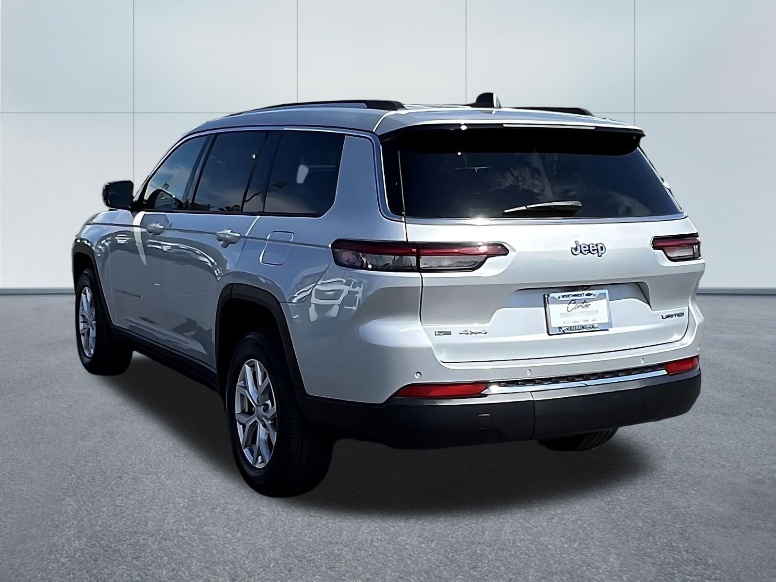 Used 2021 Jeep Grand Cherokee L Limited AWD/4WD image 4