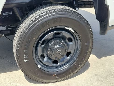 New 2026 RAM 2500 Tradesman AWD/4WD image 16
