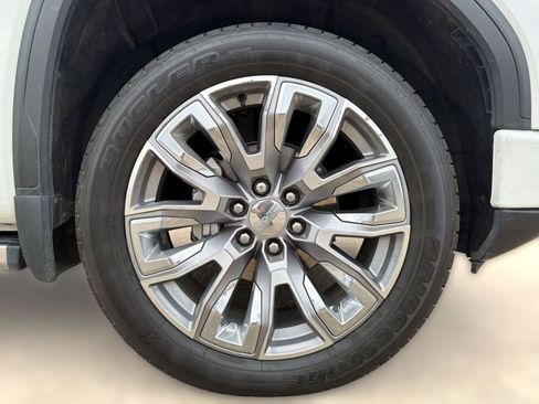 Used 2023 GMC Sierra 1500 Denali w/ Denali Reserve Package AWD/4WD image 11