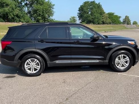 Certified 2022 Ford Explorer XLT AWD/4WD image 50