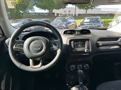 Used 2017 Jeep Renegade Sport w/ Power & Air Group AWD/4WD image 11