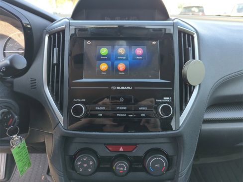 Used 2019 Subaru Crosstrek 2.0i w/ Eyesight System image 25