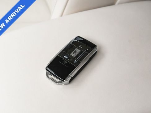 Used 2023 Rolls-Royce Ghost image 22