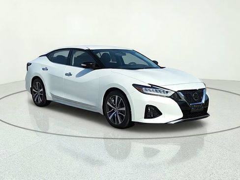 Used 2019 Nissan Maxima 3.5 SV w/ Floor Mat Group FWD image 8
