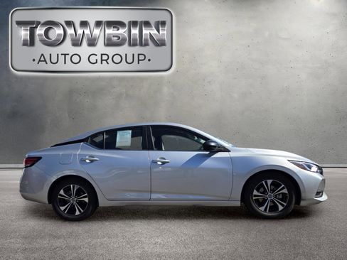 Used 2022 Nissan Sentra SV w/ All-Weather Package FWD image 3