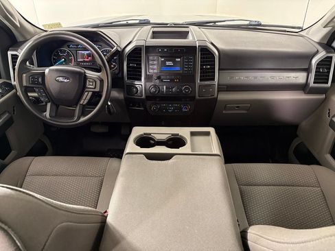 Used 2019 Ford F250 XLT AWD/4WD image 30