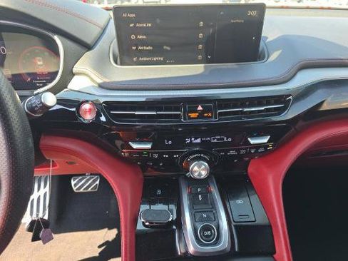 Used 2022 Acura MDX A-Spec image 7