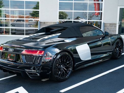 Used 2018 Audi R8 V10 AWD/4WD image 12