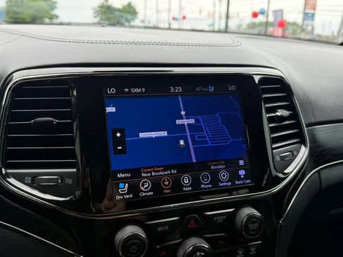 Used 2020 Jeep Grand Cherokee High Altitude AWD/4WD image 36
