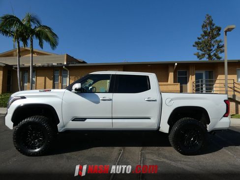 Used 2024 Toyota Tundra Platinum AWD/4WD image 15