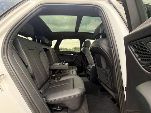 Used 2018 Audi SQ5 Prestige AWD/4WD image 34