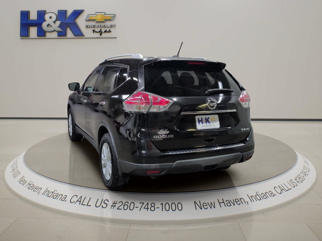 Used 2016 Nissan Rogue SV AWD/4WD image 4