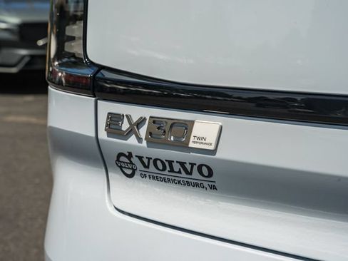 New 2026 Volvo EX30 Plus w/ Climate Package AWD/4WD image 8