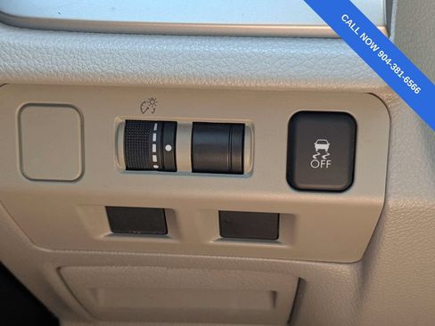 Used 2018 Subaru Forester 2.5i w/ Alloy Wheel Package AWD/4WD image 26