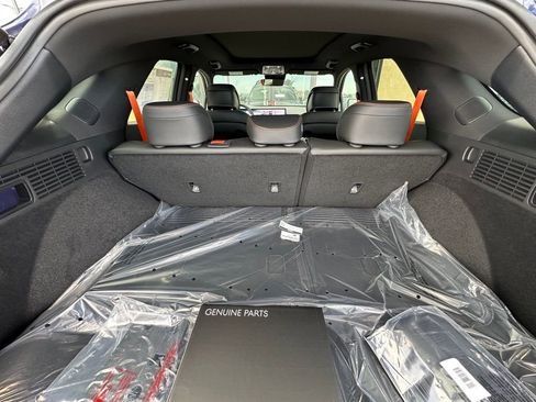 New 2026 Genesis GV70 2.5T Sport Prestige image 27