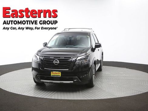 Used 2023 Nissan Pathfinder SL w/ Lighting Package (N92) AWD/4WD image 54