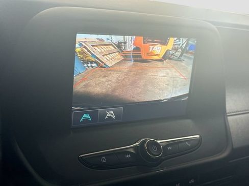Used 2017 Chevrolet Camaro LT RWD image 14