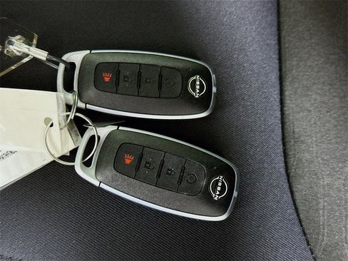 Certified 2024 Nissan Pathfinder SV image 35