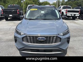 Used 2025 Ford Escape Active w/ Cold Weather Package FWD video 2