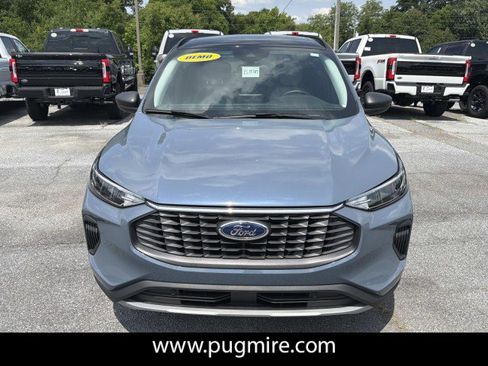 Used 2025 Ford Escape Active w/ Cold Weather Package FWD image 2