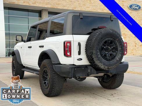 Used 2023 Ford Bronco Wildtrak image 10