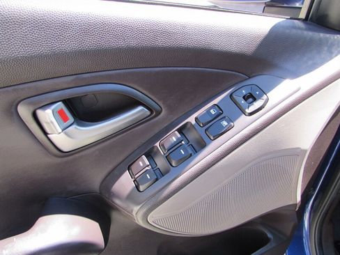 Used 2012 Hyundai Tucson GLS FWD image 21