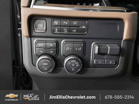 New 2025 Chevrolet Tahoe High Country image 25