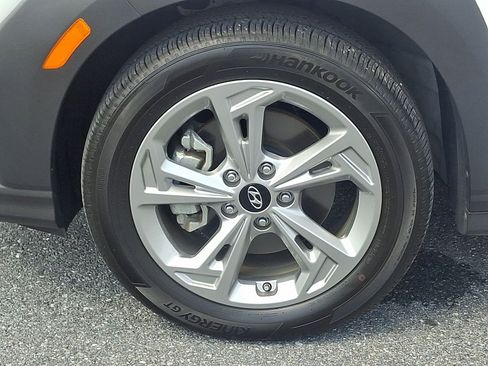 Certified 2023 Hyundai Kona SEL AWD/4WD image 9