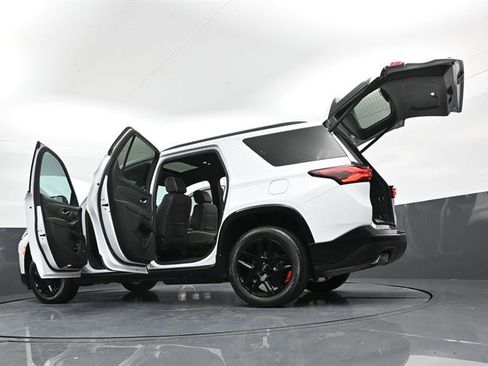 Used 2023 Chevrolet Traverse Premier w/ Redline Edition image 49