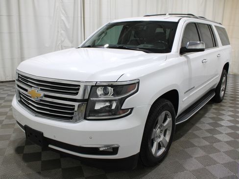 Used 2018 Chevrolet Suburban Premier image 38