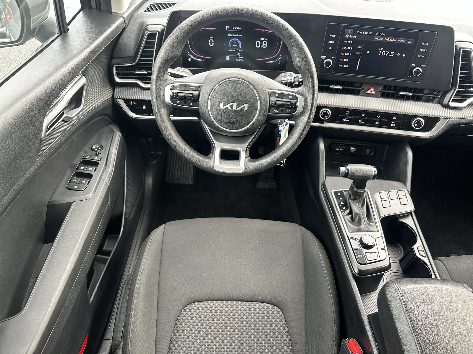 Used 2024 Kia Sportage LX FWD image 17
