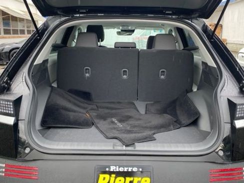 Used 2025 Hyundai Ioniq 5 SE image 4