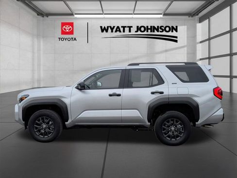 Used 2025 Toyota 4Runner SR5 image 2