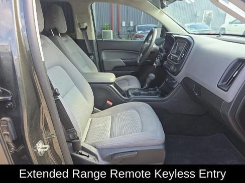 Used 2018 Chevrolet Colorado W/T w/ WT Convenience Package AWD/4WD image 4