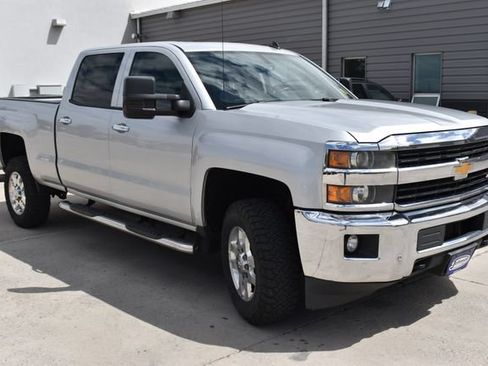 Used 2015 Chevrolet Silverado 2500 LTZ w/ Duramax Plus Package AWD/4WD image 3