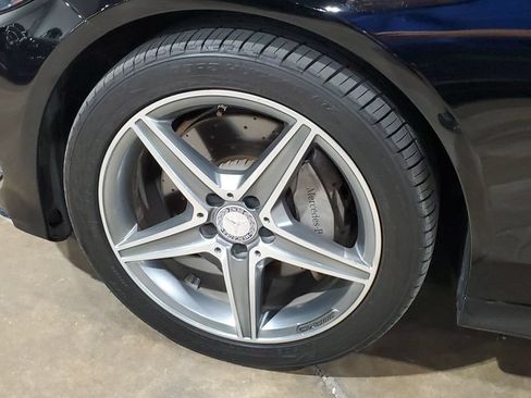 Used 2015 Mercedes-Benz C 300 4MATIC Sedan image 38