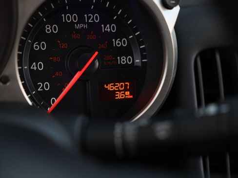 Used 2020 Nissan 370Z Coupe image 49