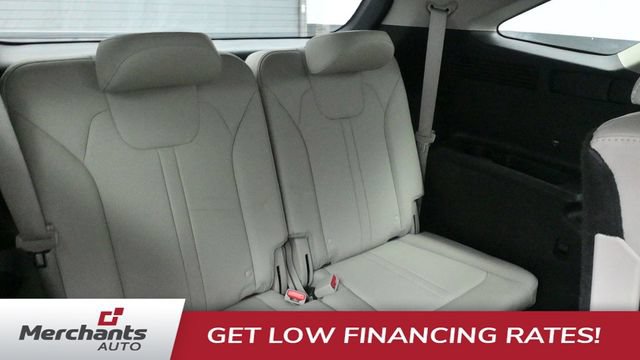 Used 2022 Kia Sorento S w/ Panoramic Sunroof Package AWD/4WD image 12