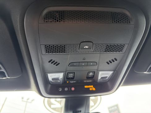 Used 2022 Cadillac XT5 Premium Luxury w/ LPO, Radiant Package image 25