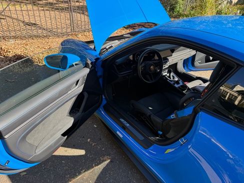 Used 2022 Porsche 911 GT3 image 40