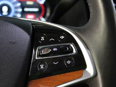 Used 2017 Cadillac Escalade ESV Premium Luxury AWD/4WD image 17