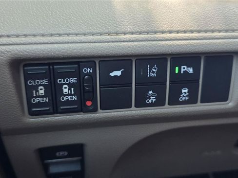 Used 2020 Honda Odyssey Elite image 28